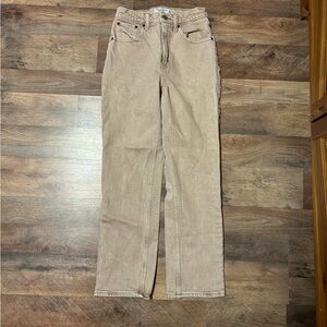 Abercrombie & Fitch Ultra High Rise 90s Straight Jean (beige)